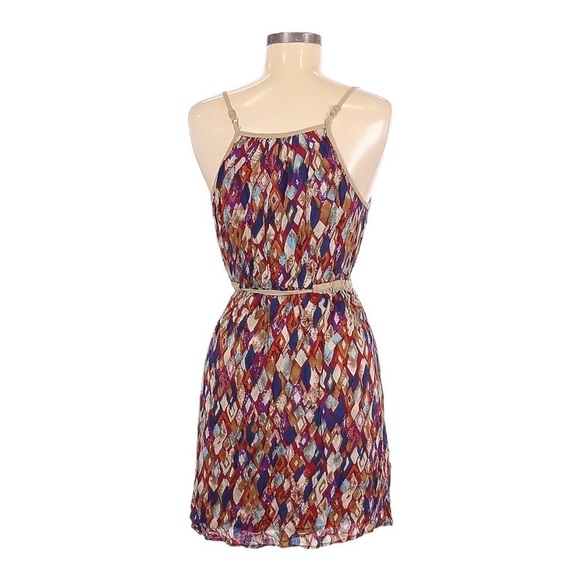 ๐บ Ya Los Angeles Boho Red Geometric Print Lightweight Mini Dress Size L - Picture 2 of 8